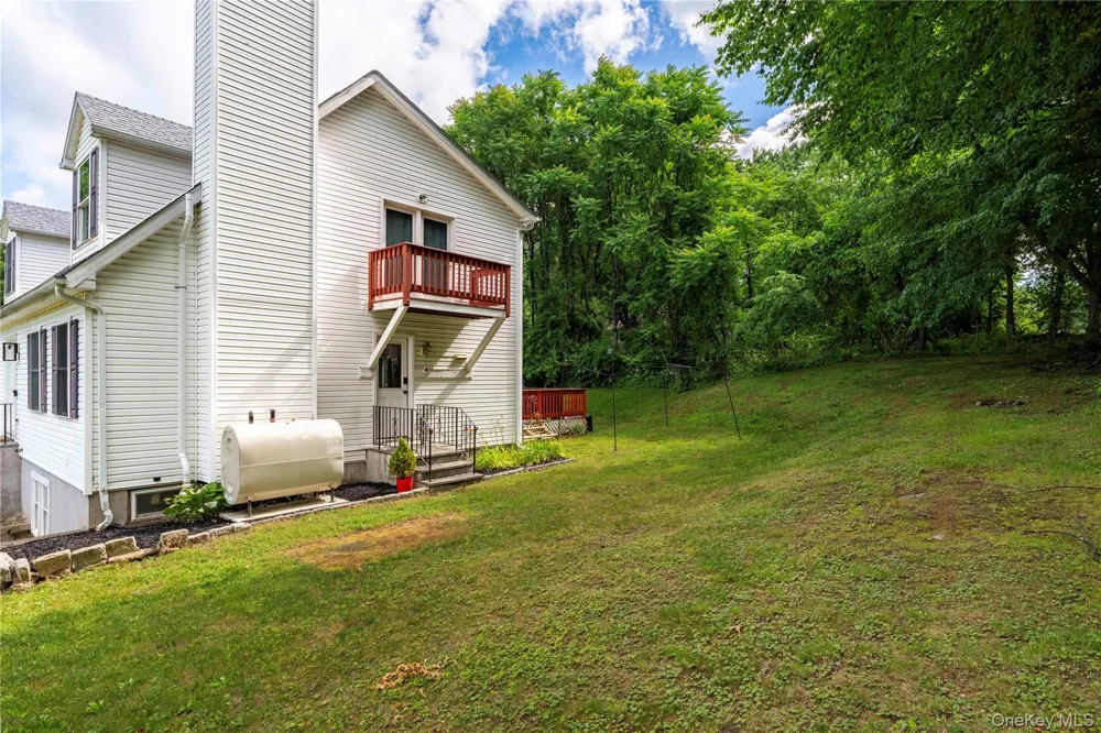 22 Elm Road Lake Peekskill, NY 10537