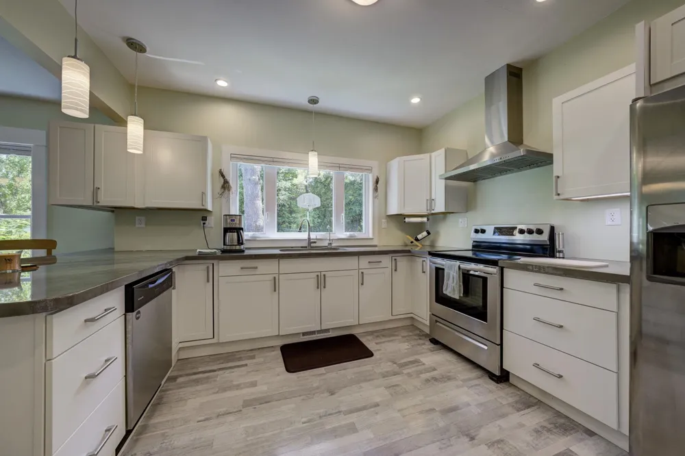10860 S West Bayshore Drive Elmwood Charter Township, MI 49684