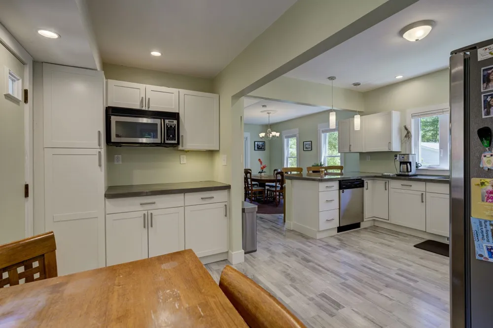 10860 S West Bayshore Drive Elmwood Charter Township, MI 49684