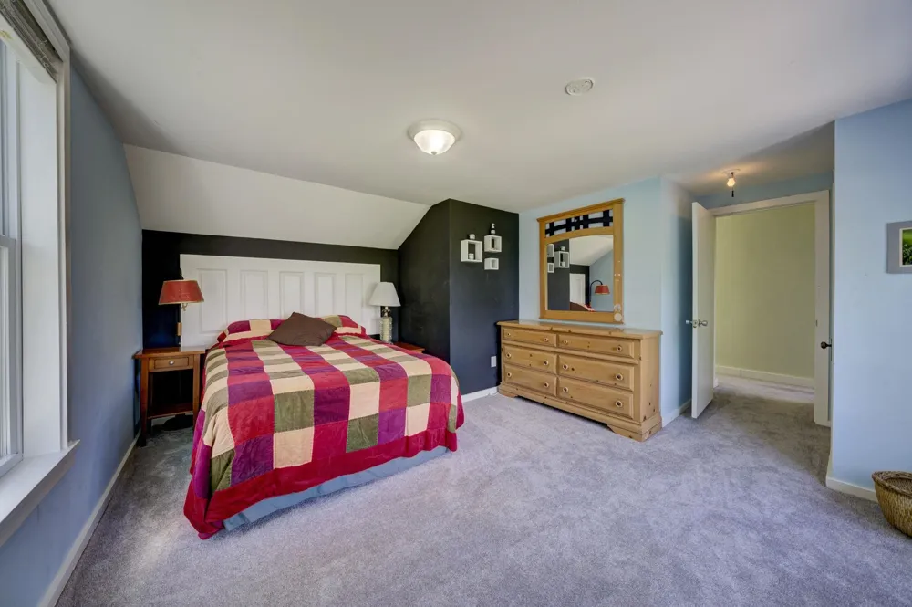 10860 S West Bayshore Drive Elmwood Charter Township, MI 49684