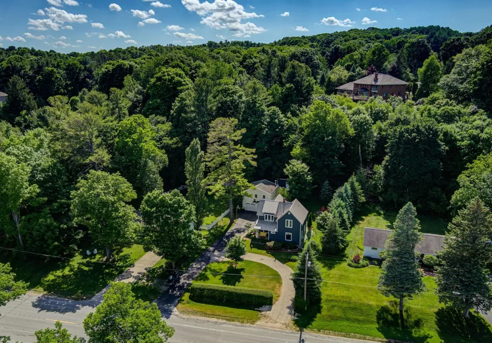 10860 S West Bayshore Drive Elmwood Charter Township, MI 49684