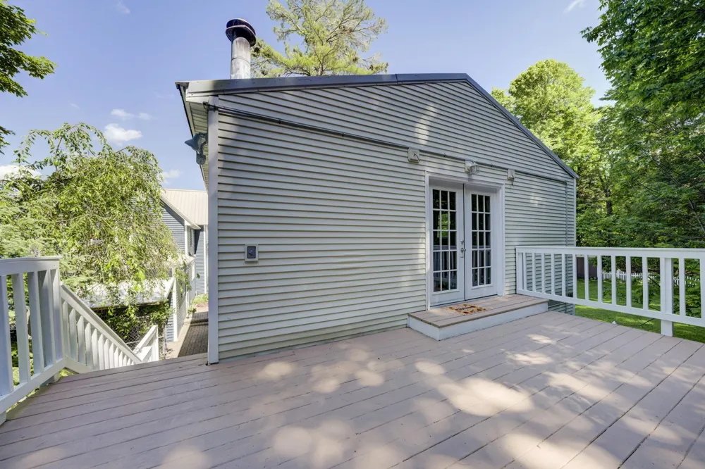 10860 S West Bayshore Drive Elmwood Charter Township, MI 49684