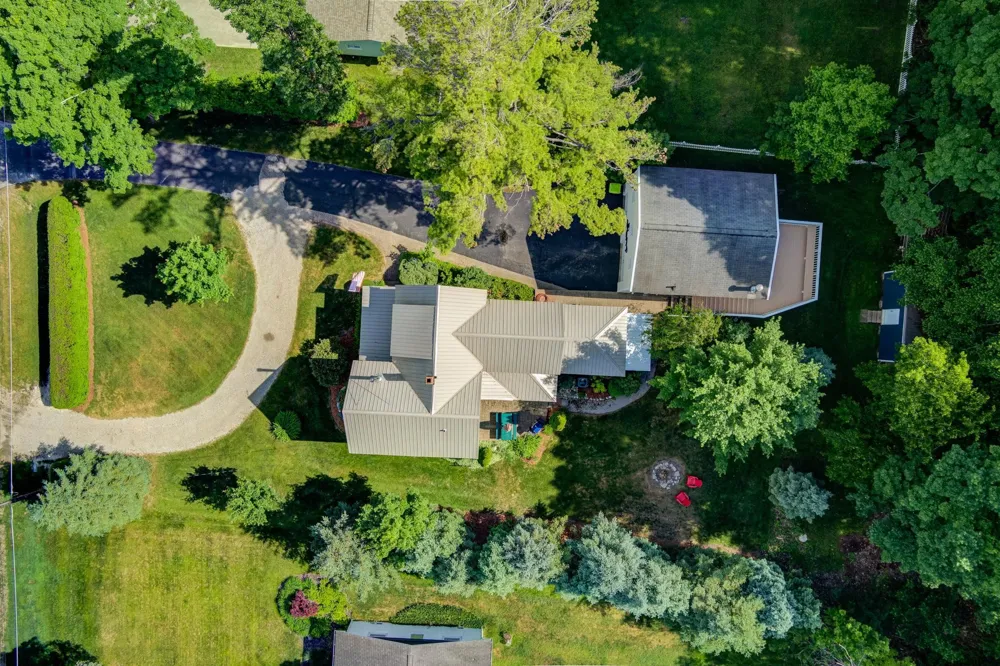 10860 S West Bayshore Drive Elmwood Charter Township, MI 49684