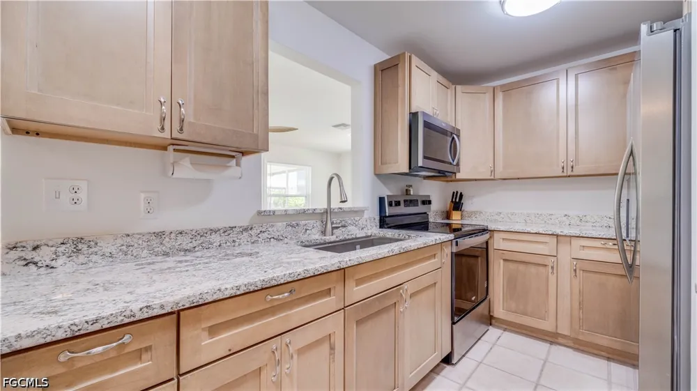 Sanderling Court St James City, FL 33956