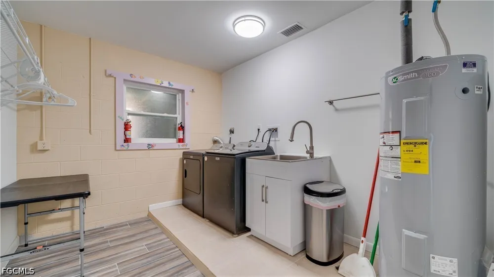 Sanderling Court St James City, FL 33956