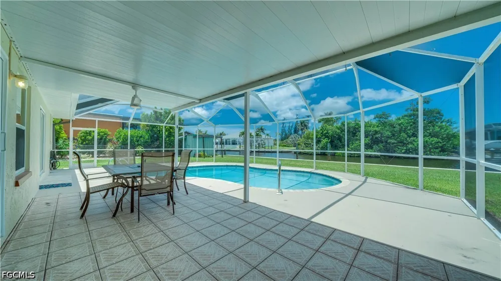 Sanderling Court St James City, FL 33956