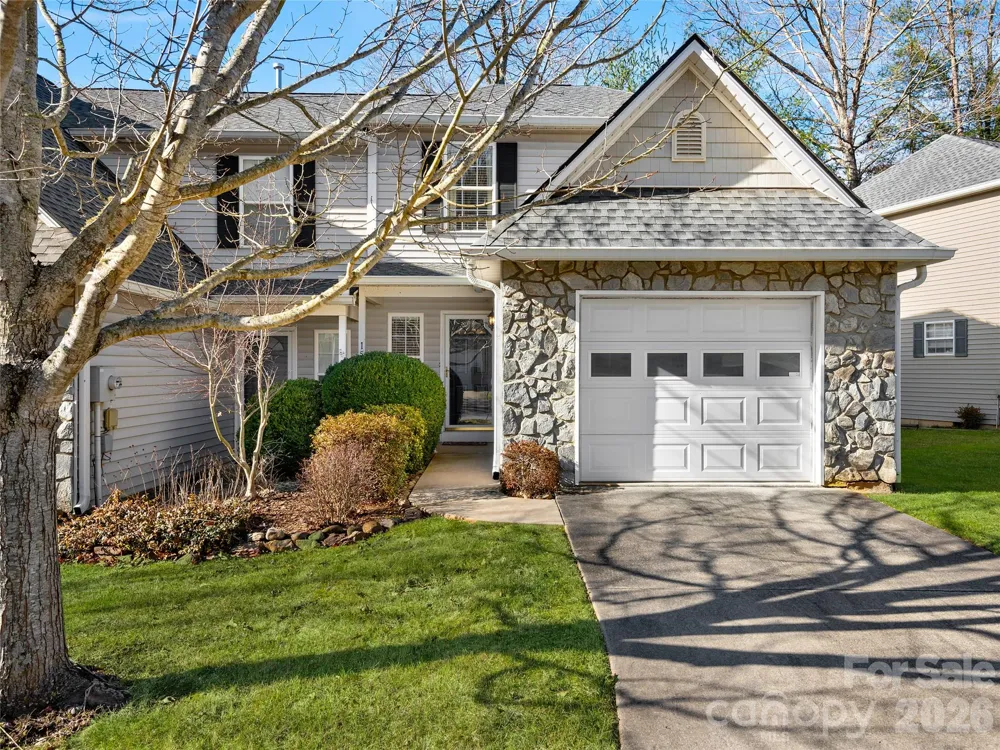15 Willowick Drive Asheville, NC 28803