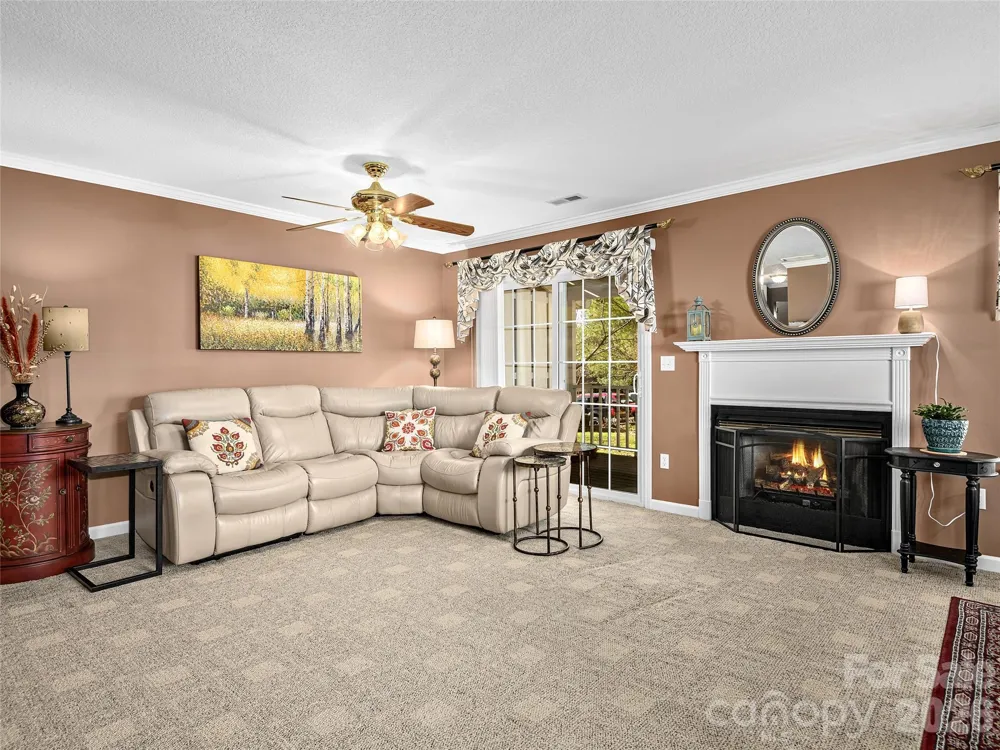 15 Willowick Drive Asheville, NC 28803