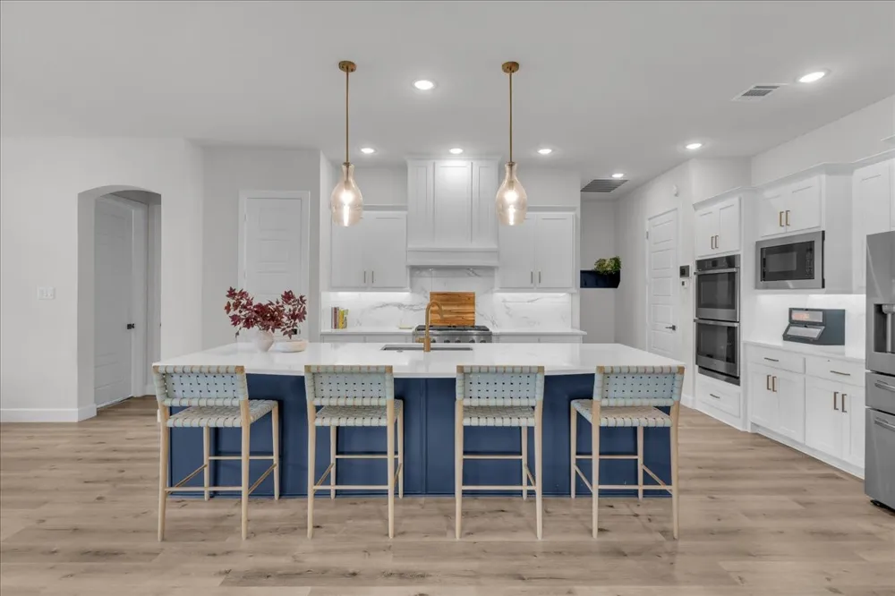 1808 Cedar Bluff Parkway Mansfield, TX 76063