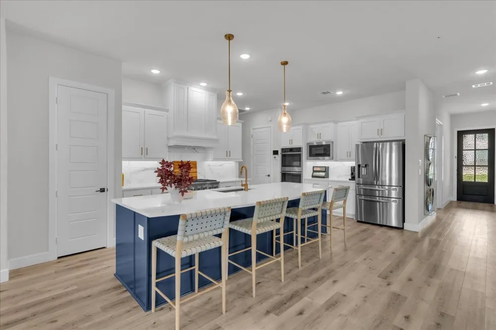 1808 Cedar Bluff Parkway Mansfield, TX 76063
