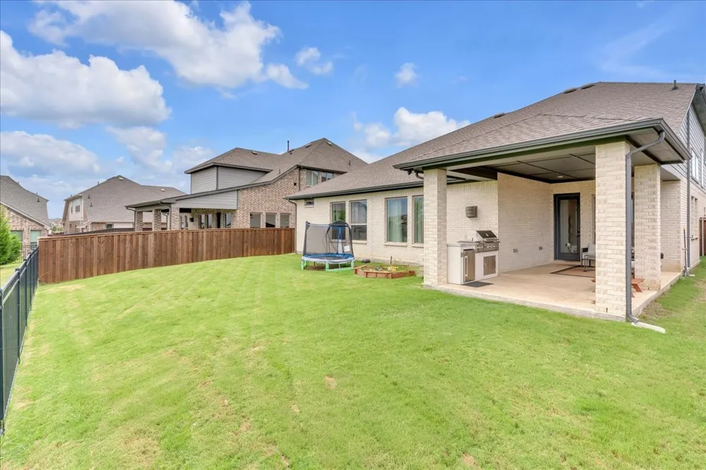 1808 Cedar Bluff Parkway Mansfield, TX 76063