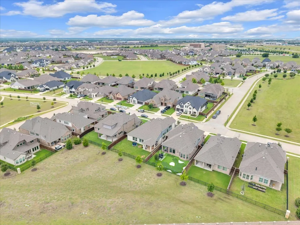 1808 Cedar Bluff Parkway Mansfield, TX 76063