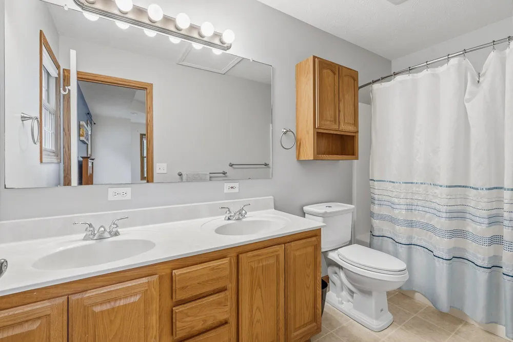2600 Orange Meadow Lane Kalamazoo Charter Township, MI 49004