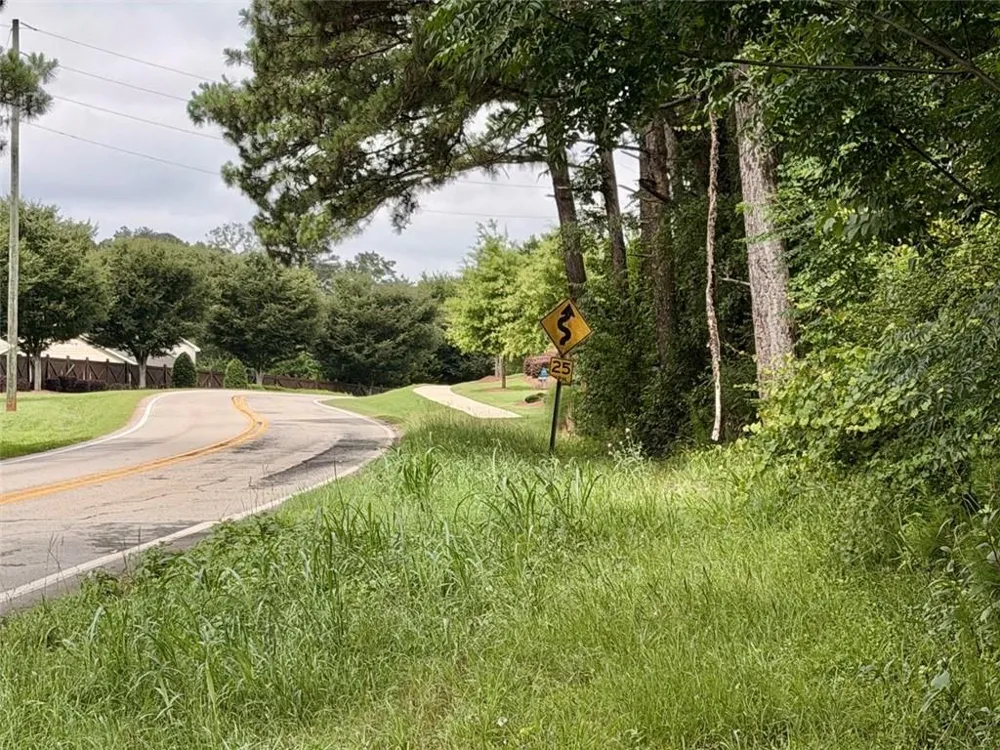 0 Maddox Hoschton, GA 30549