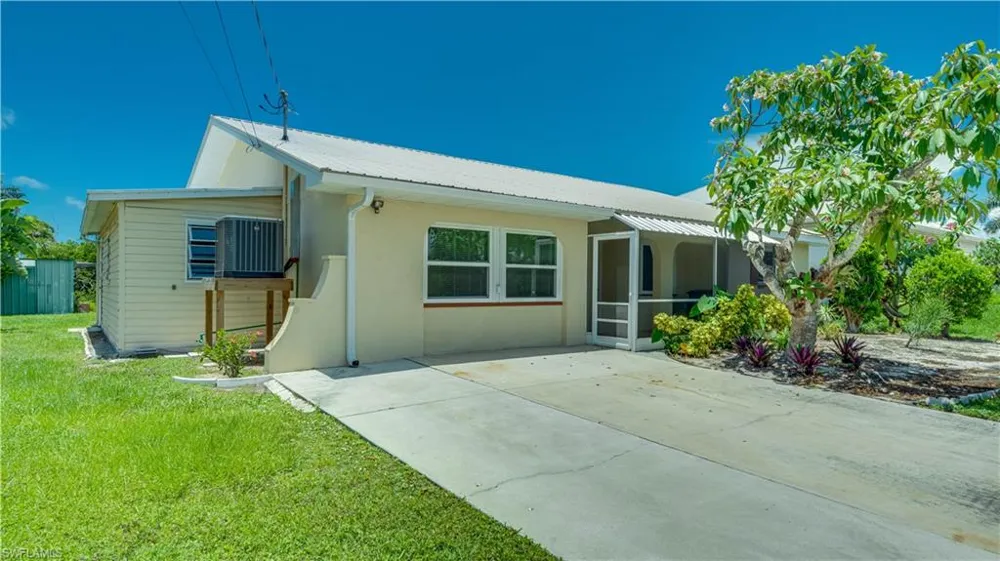 2763 Sanderling Court St. James City, FL 33956