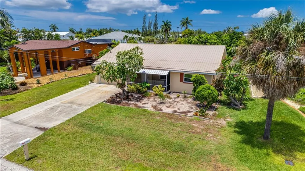 2763 Sanderling Court St. James City, FL 33956