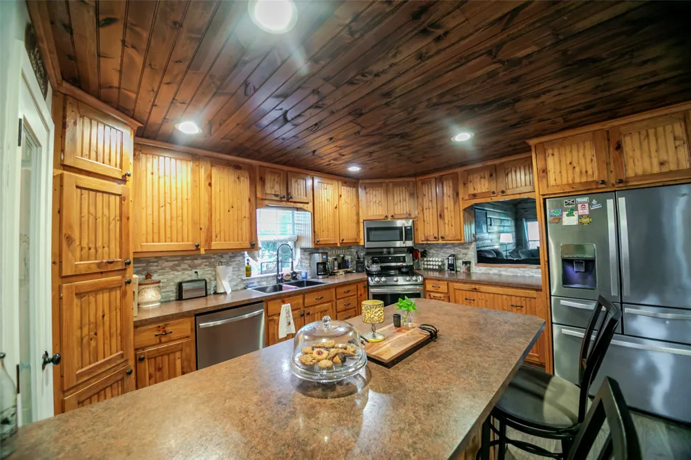 9112 County Road 626 Blue Ridge, TX 75424