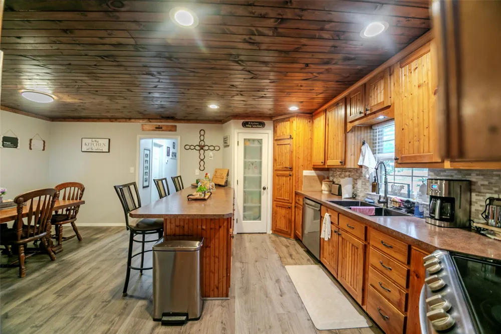 9112 County Road 626 Blue Ridge, TX 75424
