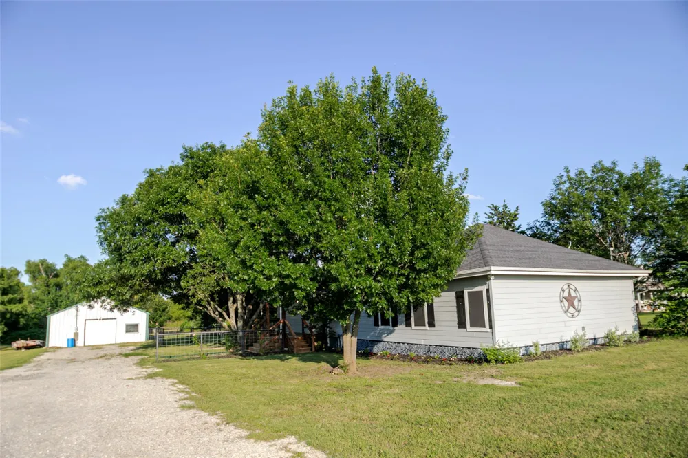 9112 County Road 626 Blue Ridge, TX 75424