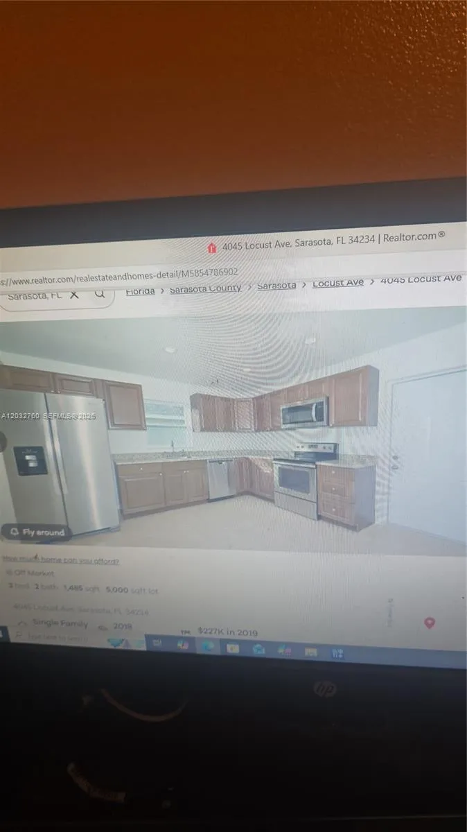 4045 locust #1 Sarasota, FL 34234