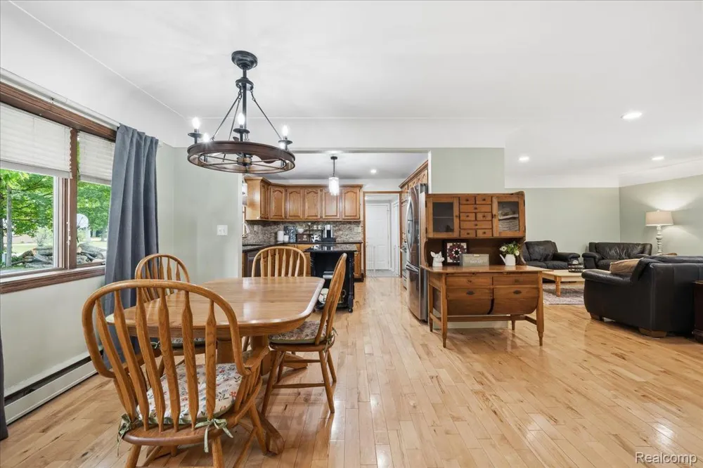 10210 Lavern Court Vienna Charter Township, MI 48420