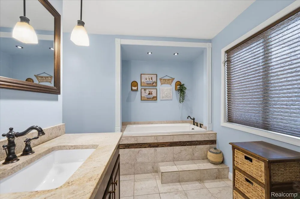 10210 Lavern Court Vienna Charter Township, MI 48420