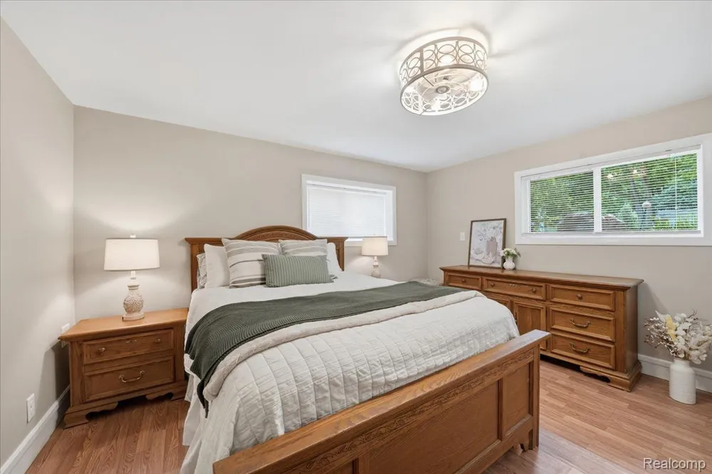 10210 Lavern Court Vienna Charter Township, MI 48420