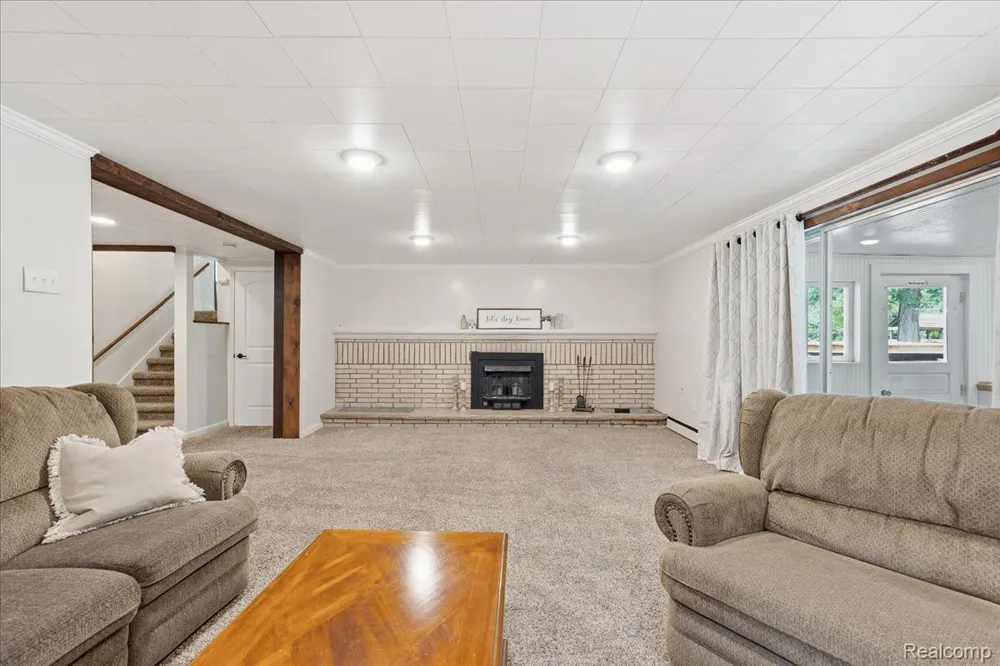 10210 Lavern Court Vienna Charter Township, MI 48420