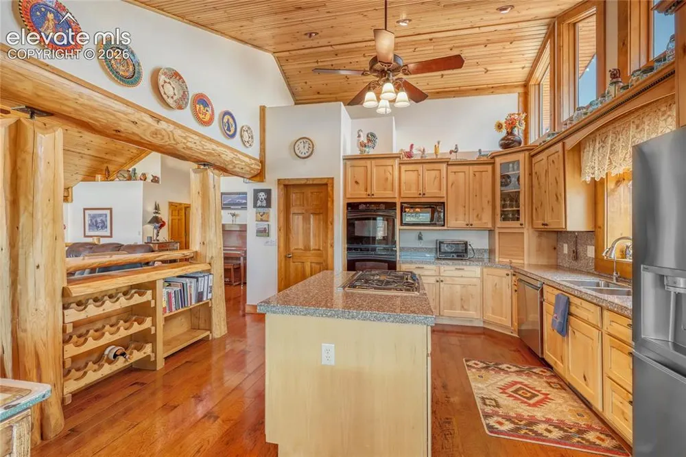 13035 Deer Ridge Way Larkspur, CO 80118