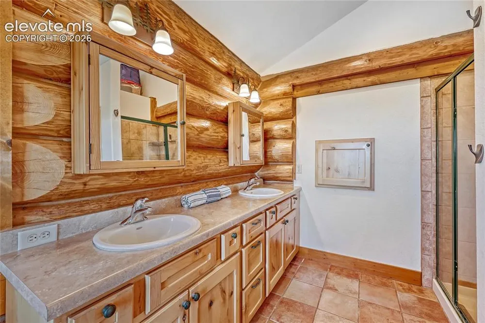 13035 Deer Ridge Way Larkspur, CO 80118