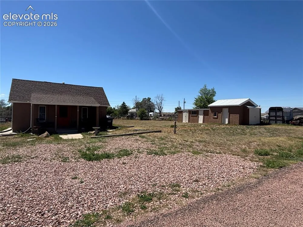 8 Pine Street Ramah, CO 80832