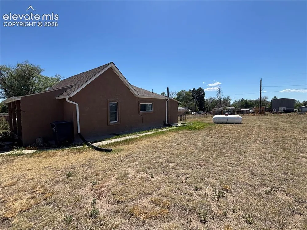 8 Pine Street Ramah, CO 80832