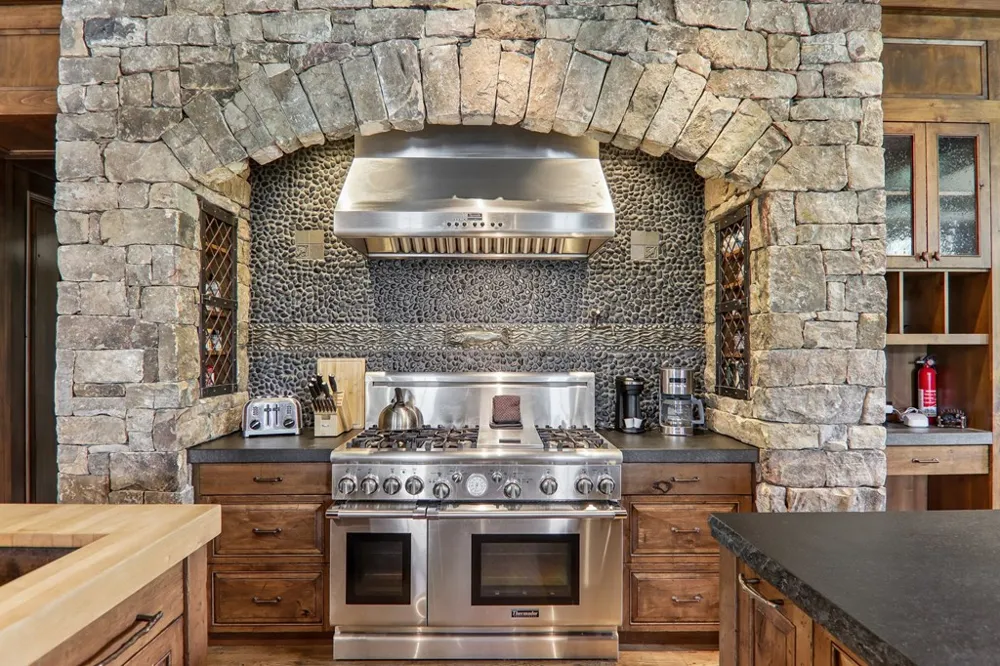 Lakewood Dr Bryson City, NC 28713