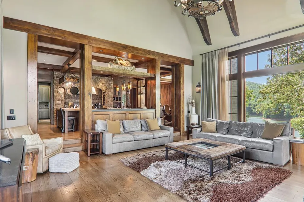 Lakewood Dr Bryson City, NC 28713