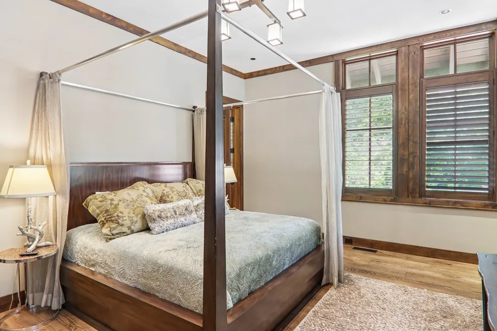 Lakewood Dr Bryson City, NC 28713