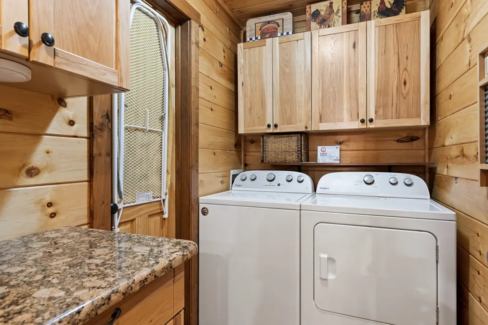 236 Logan Drive Mineral Bluff, GA 30559