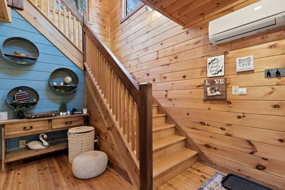 236 Logan Drive Mineral Bluff, GA 30559