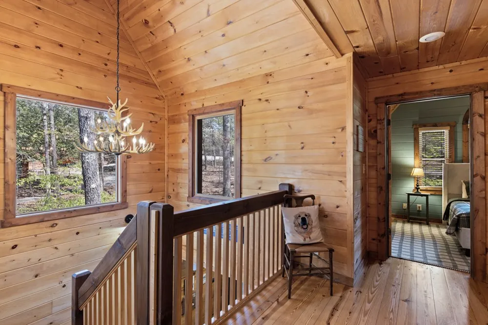 236 Logan Drive Mineral Bluff, GA 30559