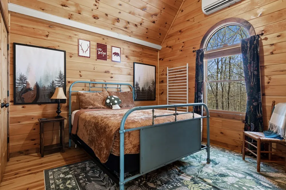 236 Logan Drive Mineral Bluff, GA 30559