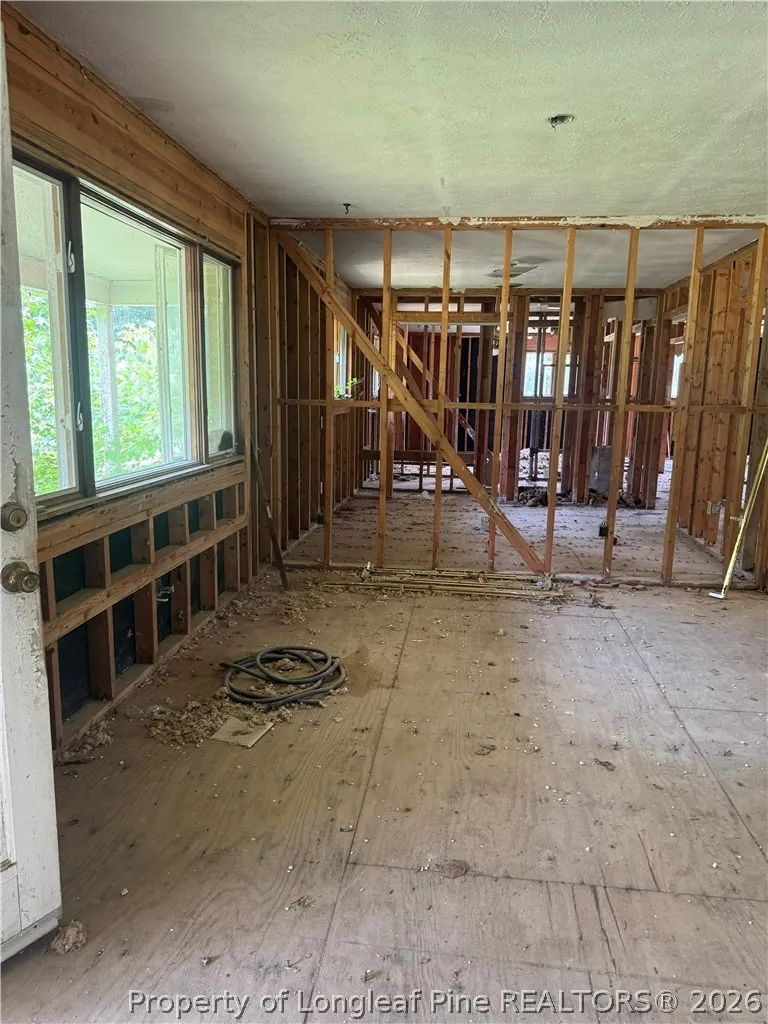 1730 Easterling Drive Spring Lake, NC 28390
