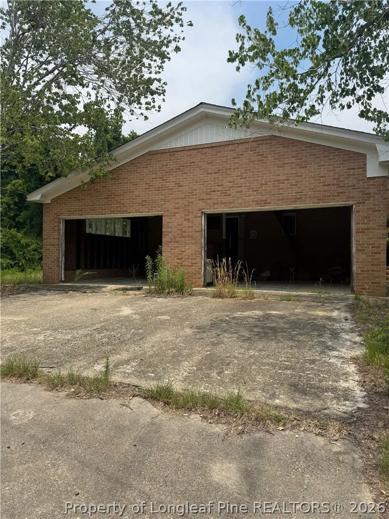 1730 Easterling Drive Spring Lake, NC 28390