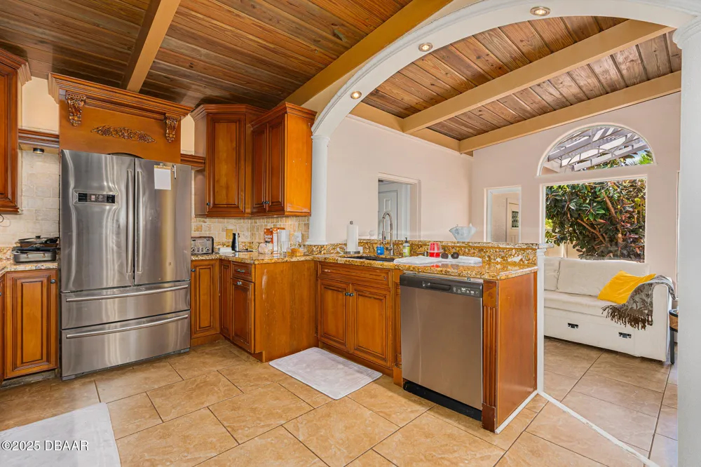 46 Oceanview Avenue Ponce Inlet, FL 32127
