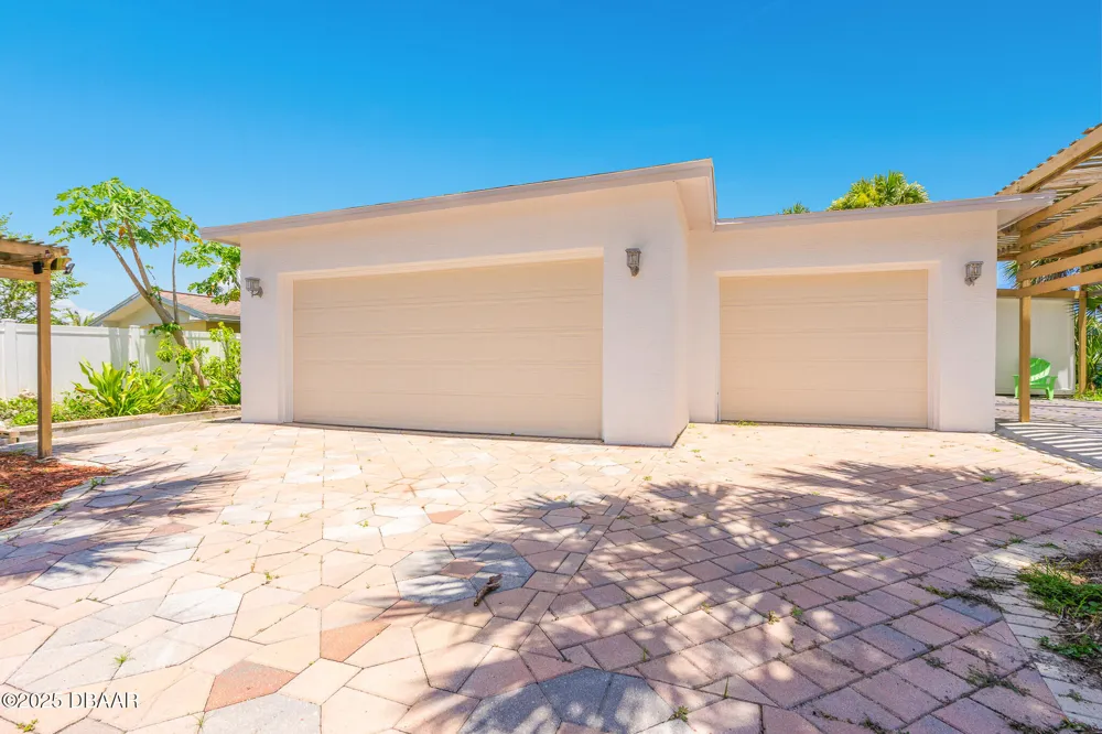 46 Oceanview Avenue Ponce Inlet, FL 32127