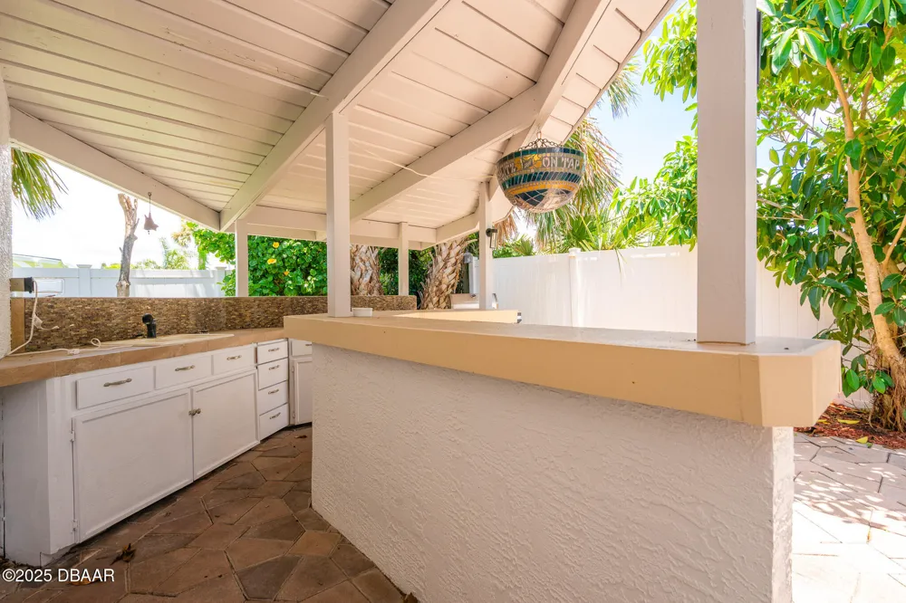 46 Oceanview Avenue Ponce Inlet, FL 32127