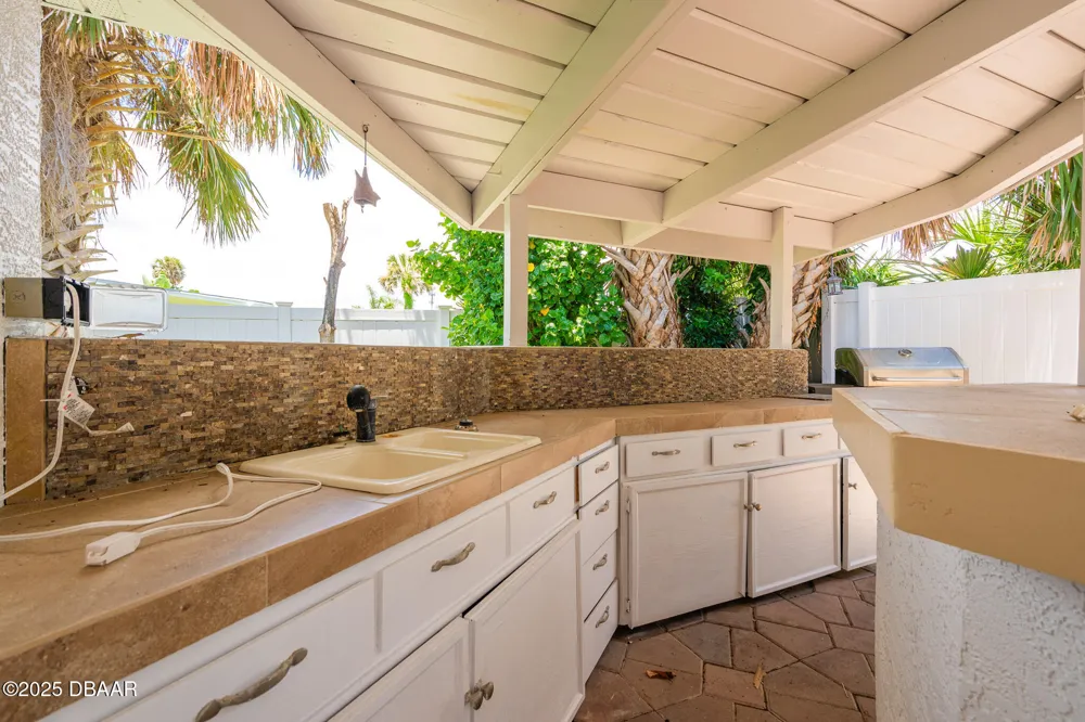 46 Oceanview Avenue Ponce Inlet, FL 32127