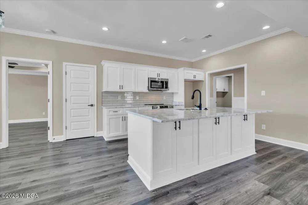 134 Early Drive Byron, GA 31008