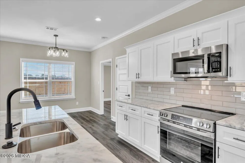 134 Early Drive Byron, GA 31008