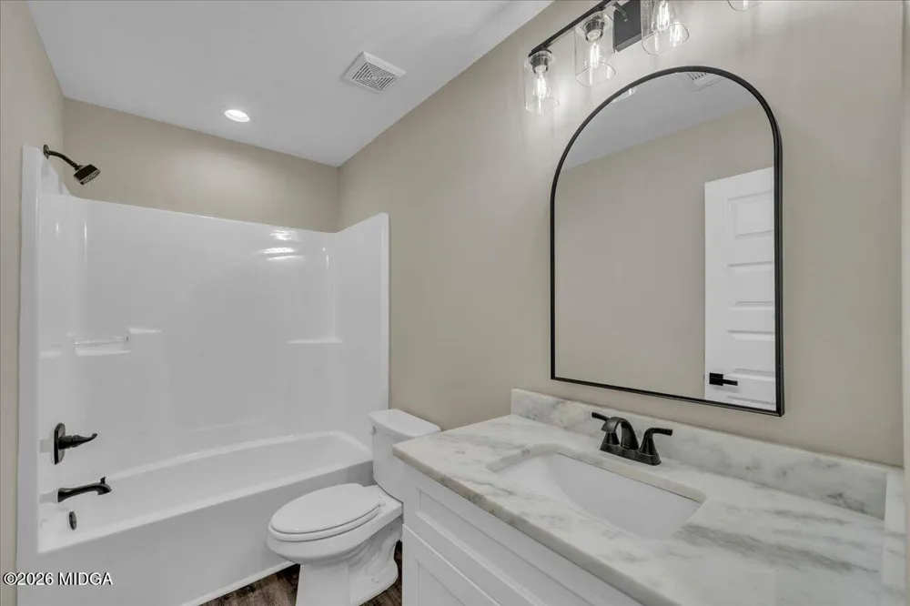 134 Early Drive Byron, GA 31008
