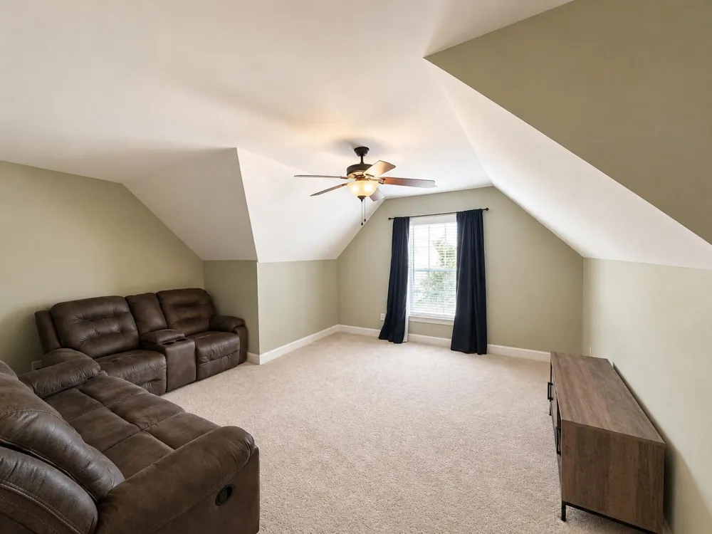 631 Lakeshore Cove Fort Oglethorpe, GA 30742