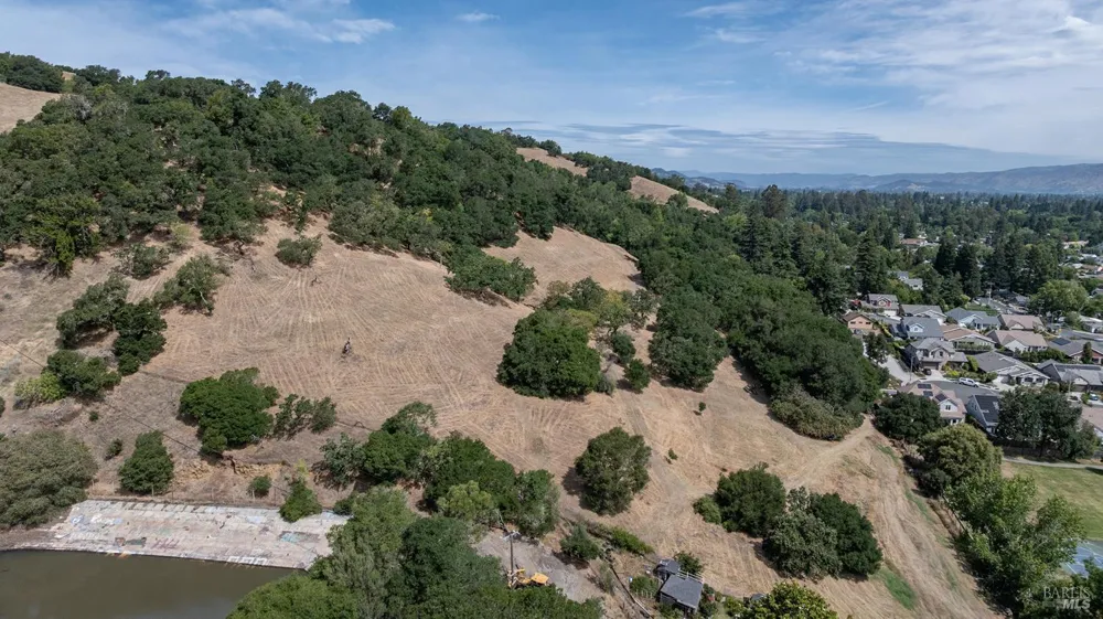 155 Riordan Lane Napa, CA 94558